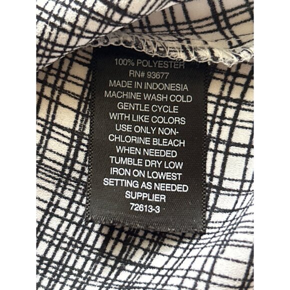 Worthington Black & White Striped Short Sleeve Lightweight V Neck Top, Small - Picture 5 of 7